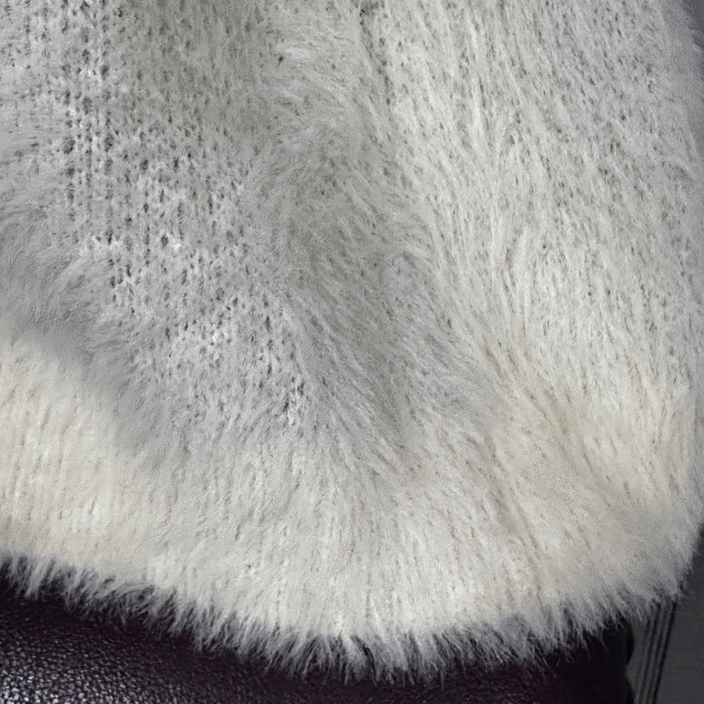 Sioni cream and black chevron extra long super soft ( angora feel ) cardigan, S - Picture 9 of 12